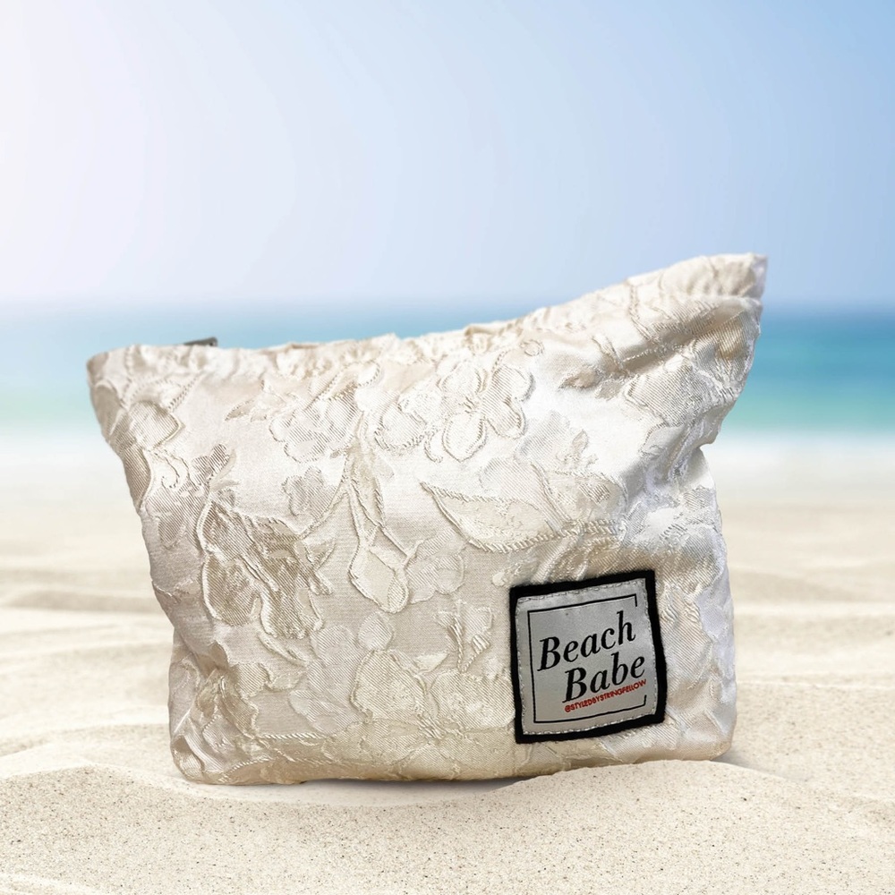 Beach Babe Jetsetter Cosmetics Case
